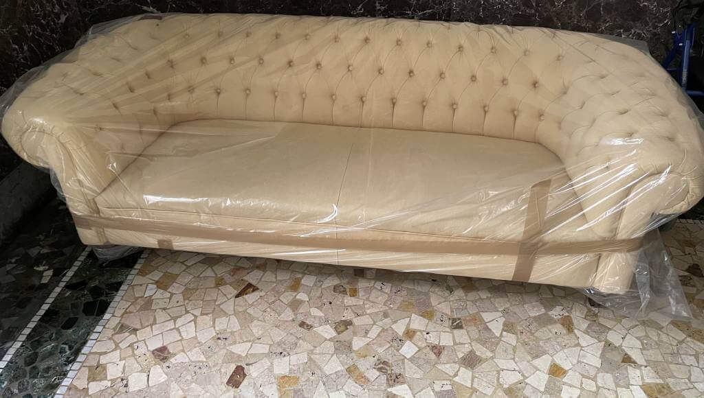 Divano Chesterfield Da Rinnovare Prima In Tessuto Poi In Pelle Tino Mariani